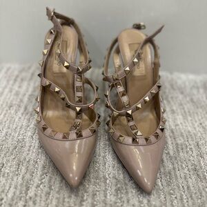 Valentino Garavani heels 36.5